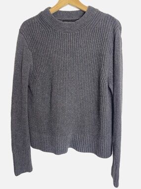 Banana Republic Cable Knit Sweater L